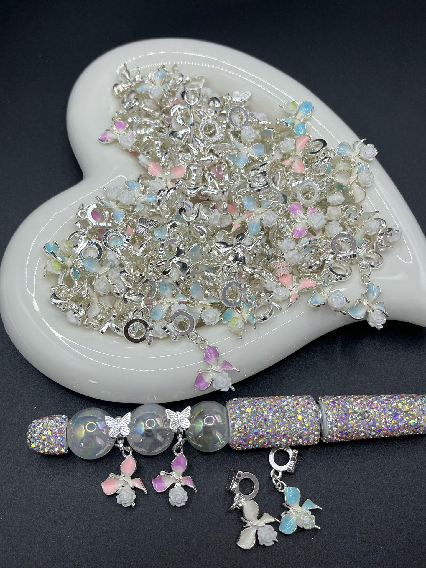 Minimalist Petal-Shaped Spacer Bead Accessories - DIY Jewelry Supplies for Beading Pens, Collarbone Necklaces, Bracelets & Earrings