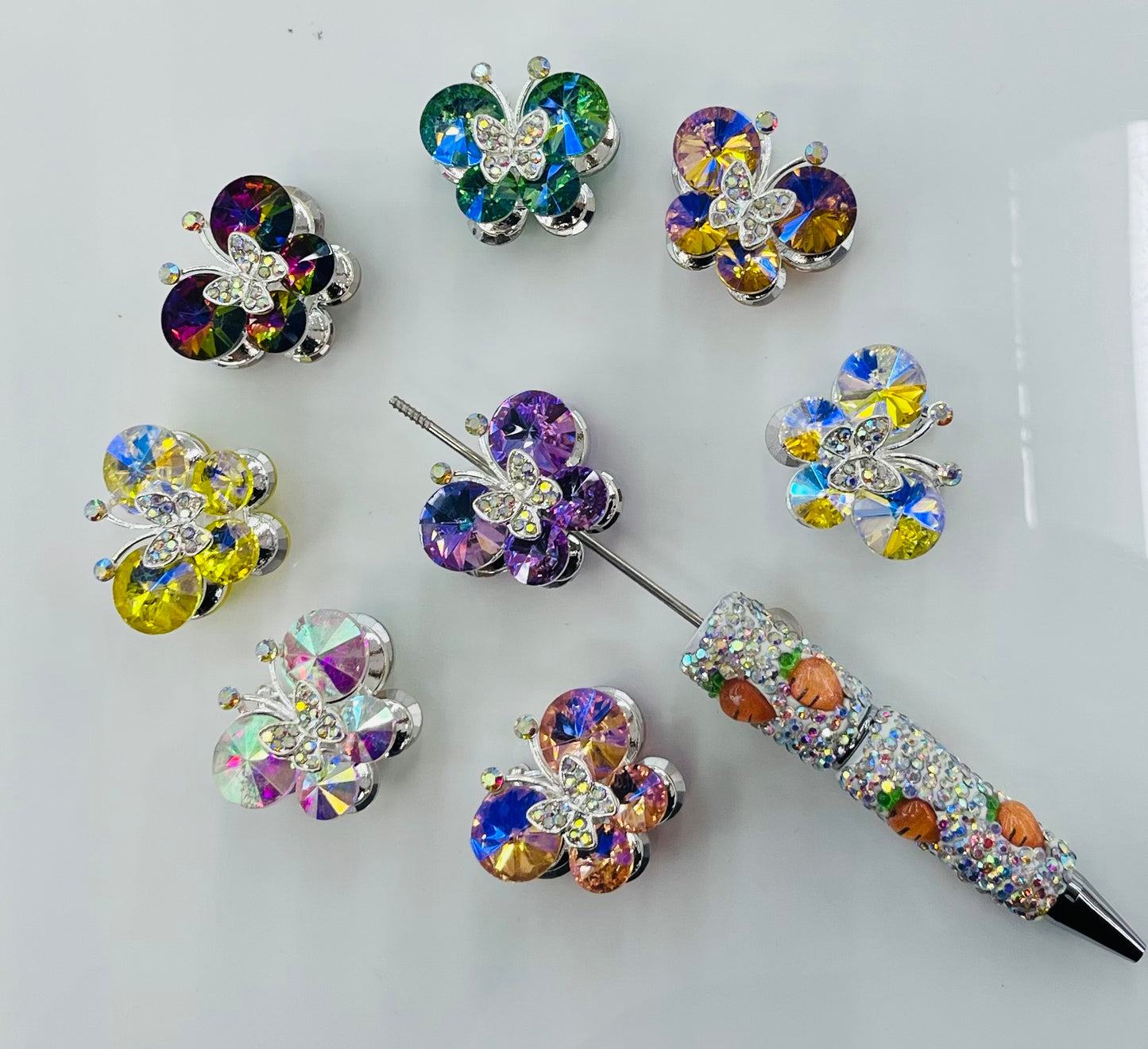 Gorgeous alloy butterfly super flash multiple colors randomly mixed