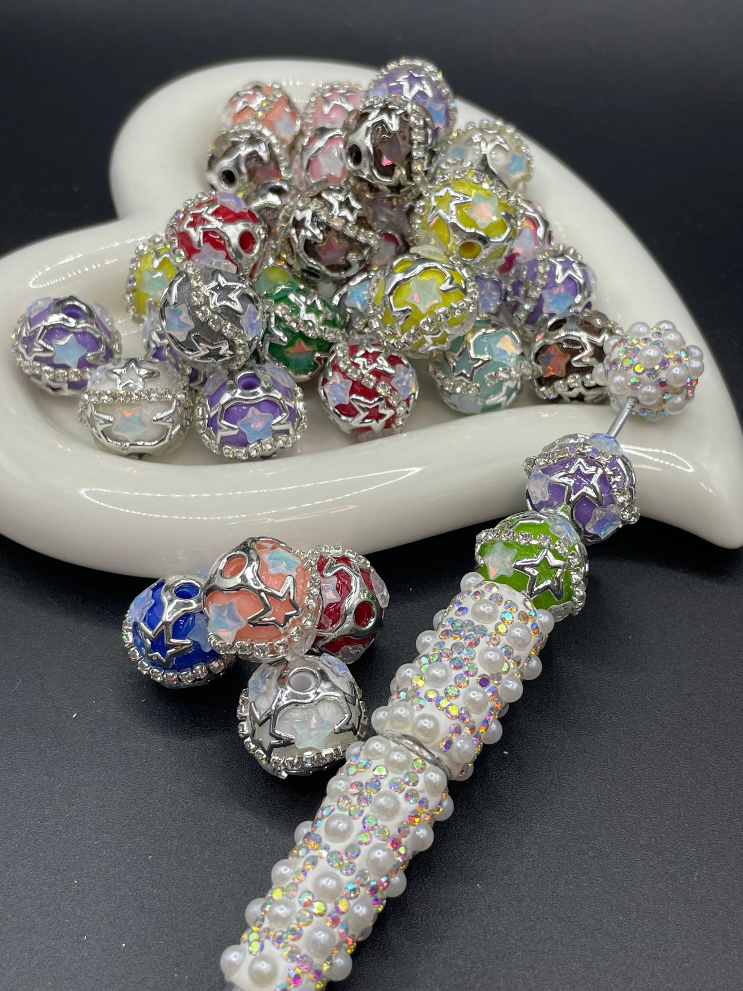 Five-pointed star sparkling beads, various colors randomly mixed