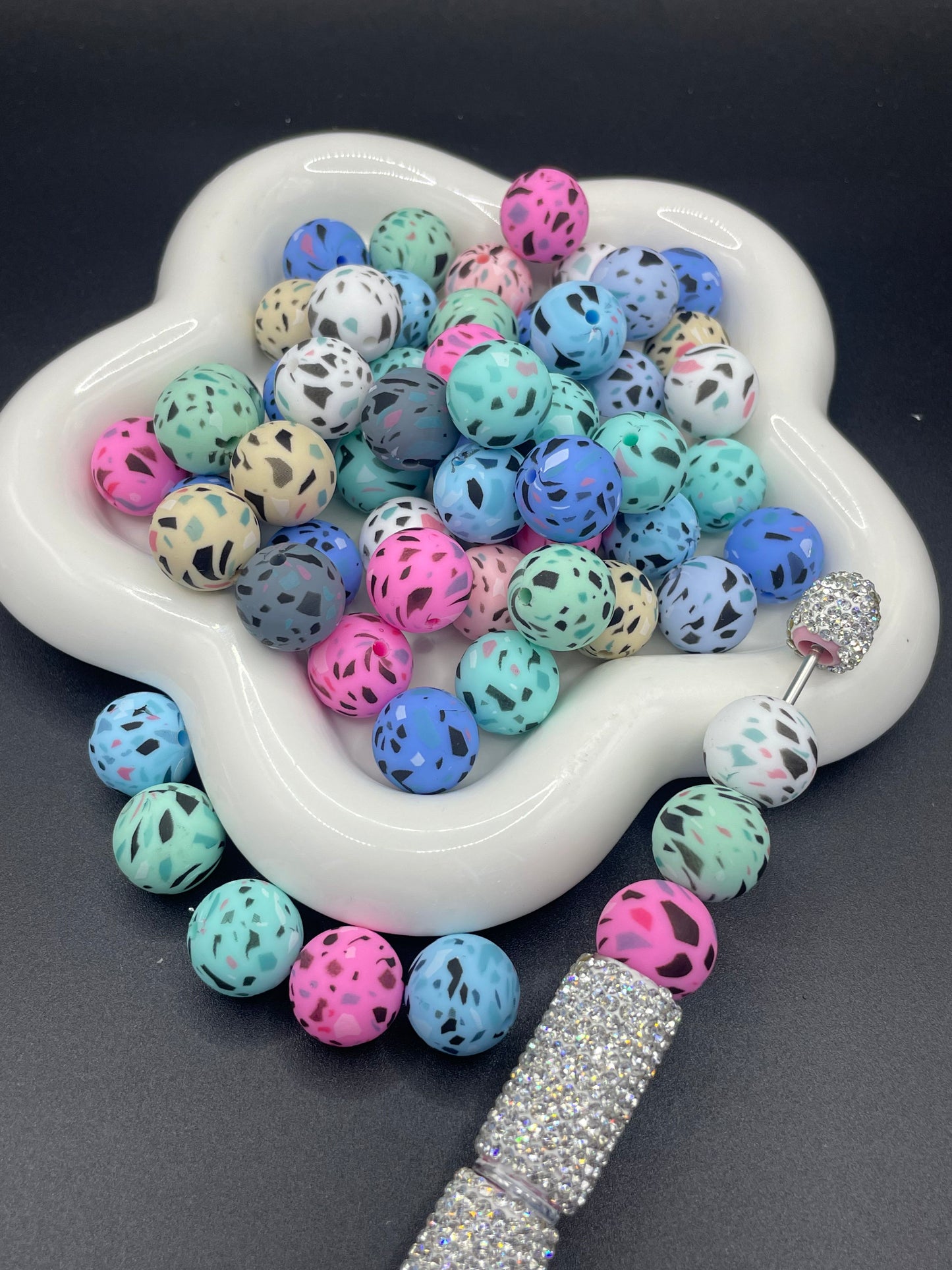 Printed silicone beads, various colors randomly mixed, 15mm