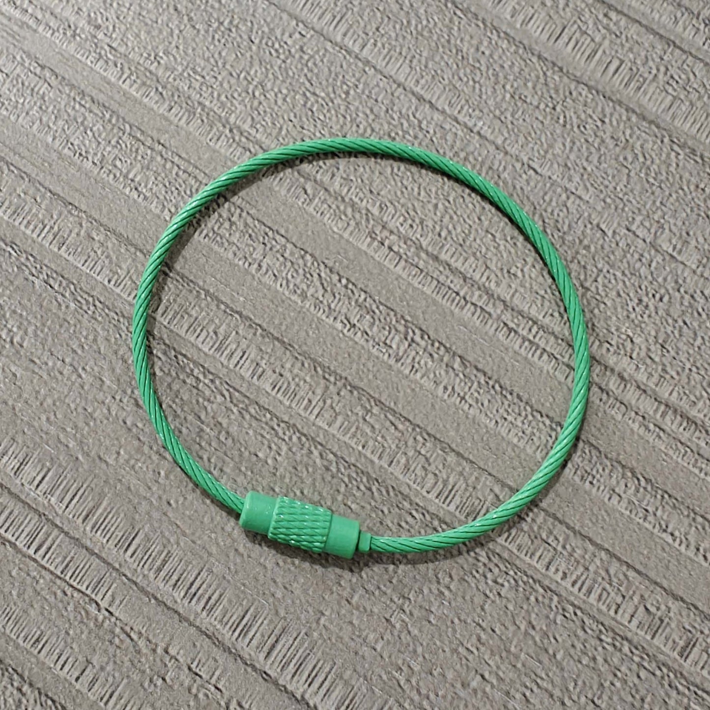 50mm Key Ring Creative Color Painted Wire Ring Wire Rope Rotating Screw Key Ring Keychain DIY Jewelry Accessories