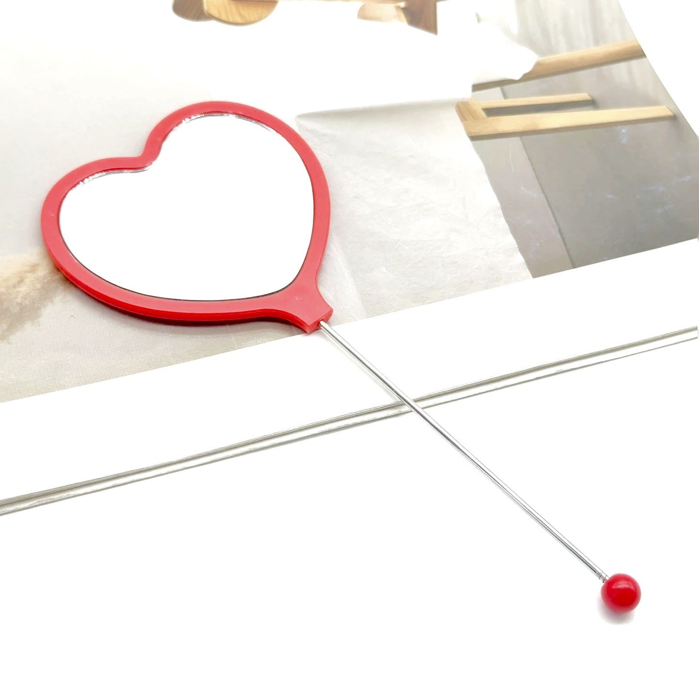 New DIY beaded mirror, love shape handheld makeup mirror, carry single-sided love handle mirror with you in stock