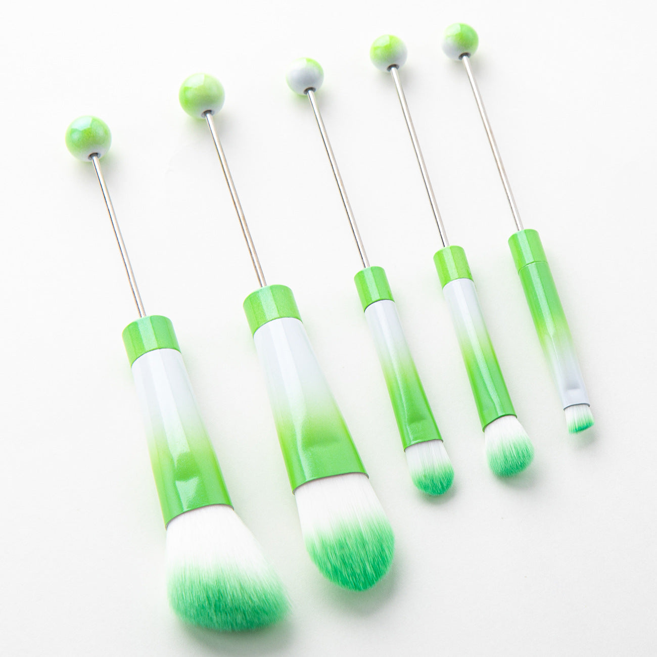 DIY metal handle string beads makeup brush set, concealer brush, eyeshadow brush, eyebrow brush, makeup, makeup tools wholesale