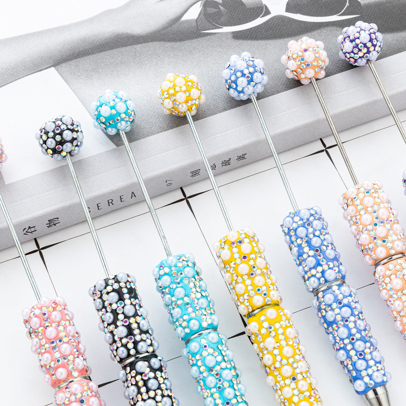 Cross-border DIY pearl bead pen handmade full of diamonds pearl bead pen swirling multi-color bead pen plastic pen