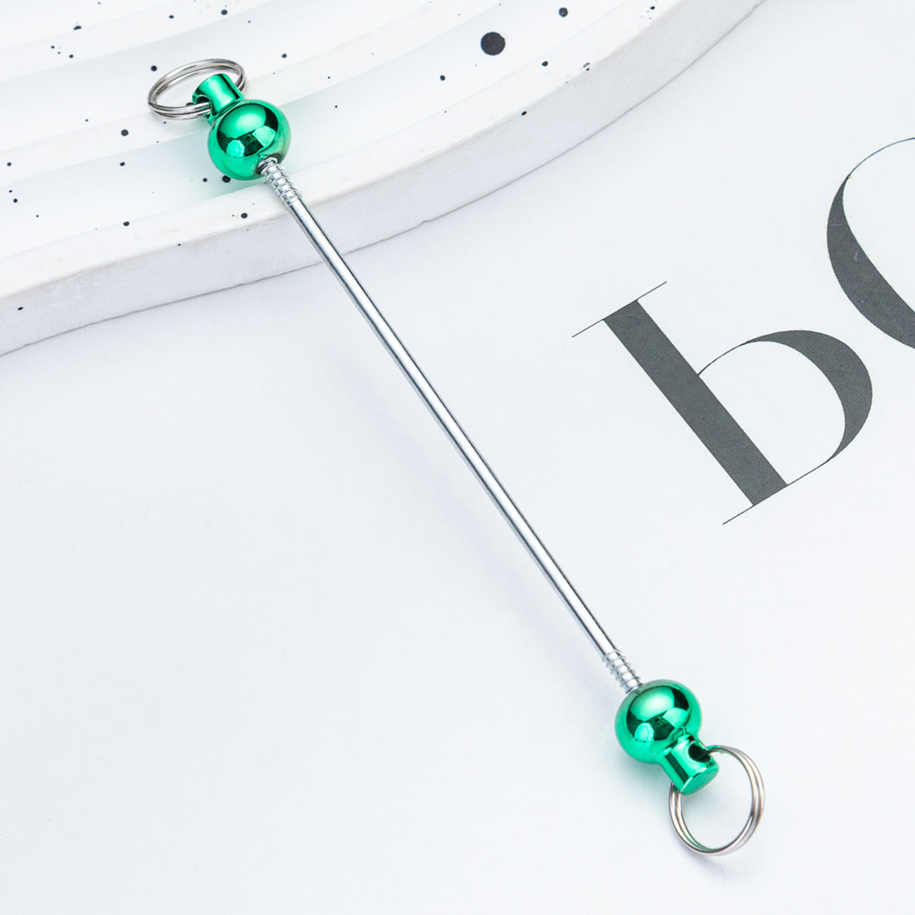 Creative new DIY beaded pole spot gradual change color color beaded keychain pole accessories pendant wholesale