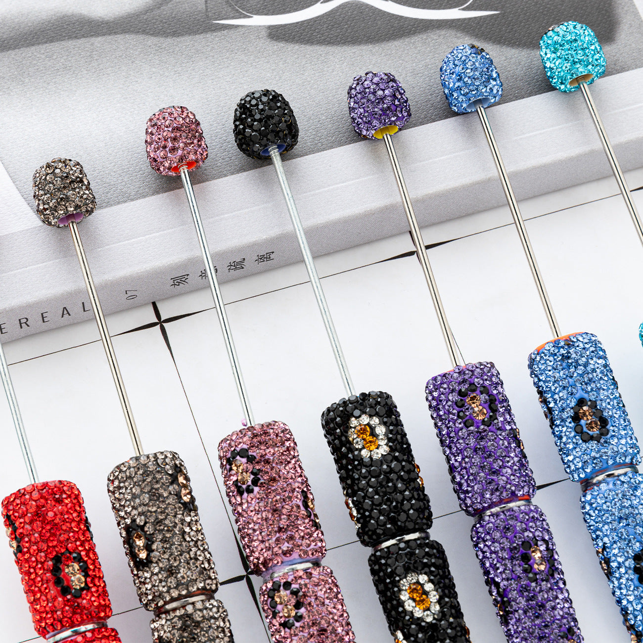 New DIY leopard print bead pen handmade diamond-set beaded ballpoint pen multi-color plastic bead pen wholesale