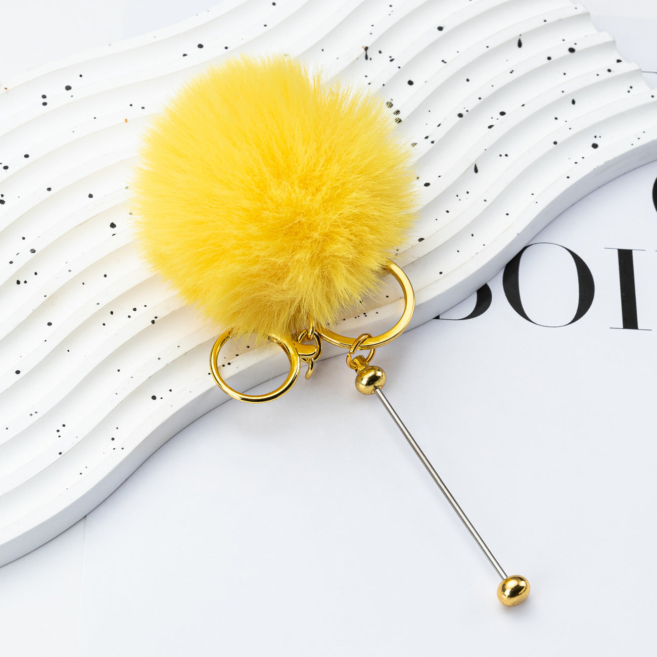 DIY beaded hairball keychain creative personalized bag pendant keychain plush pendant key pendant