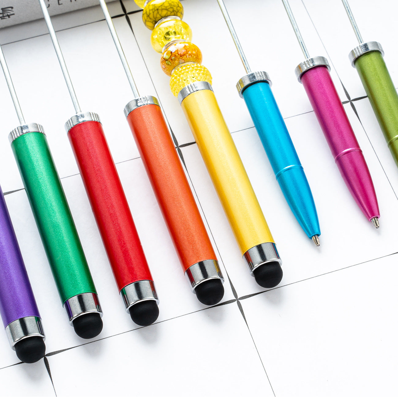 Spot wholesale plastic pen touch screen pen DIY handmade bead pen three-in-one capacitive bead multi-functional ballpoint pen