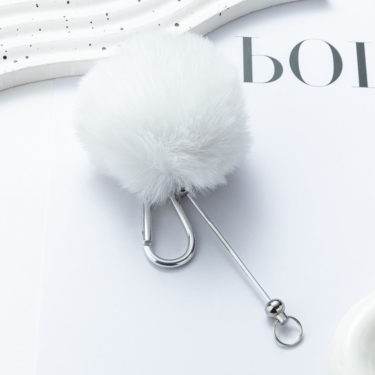 DIY beaded hairball mountaineering buckle D-type lock metal hook buckle furry pendant mountaineering buckle wholesale