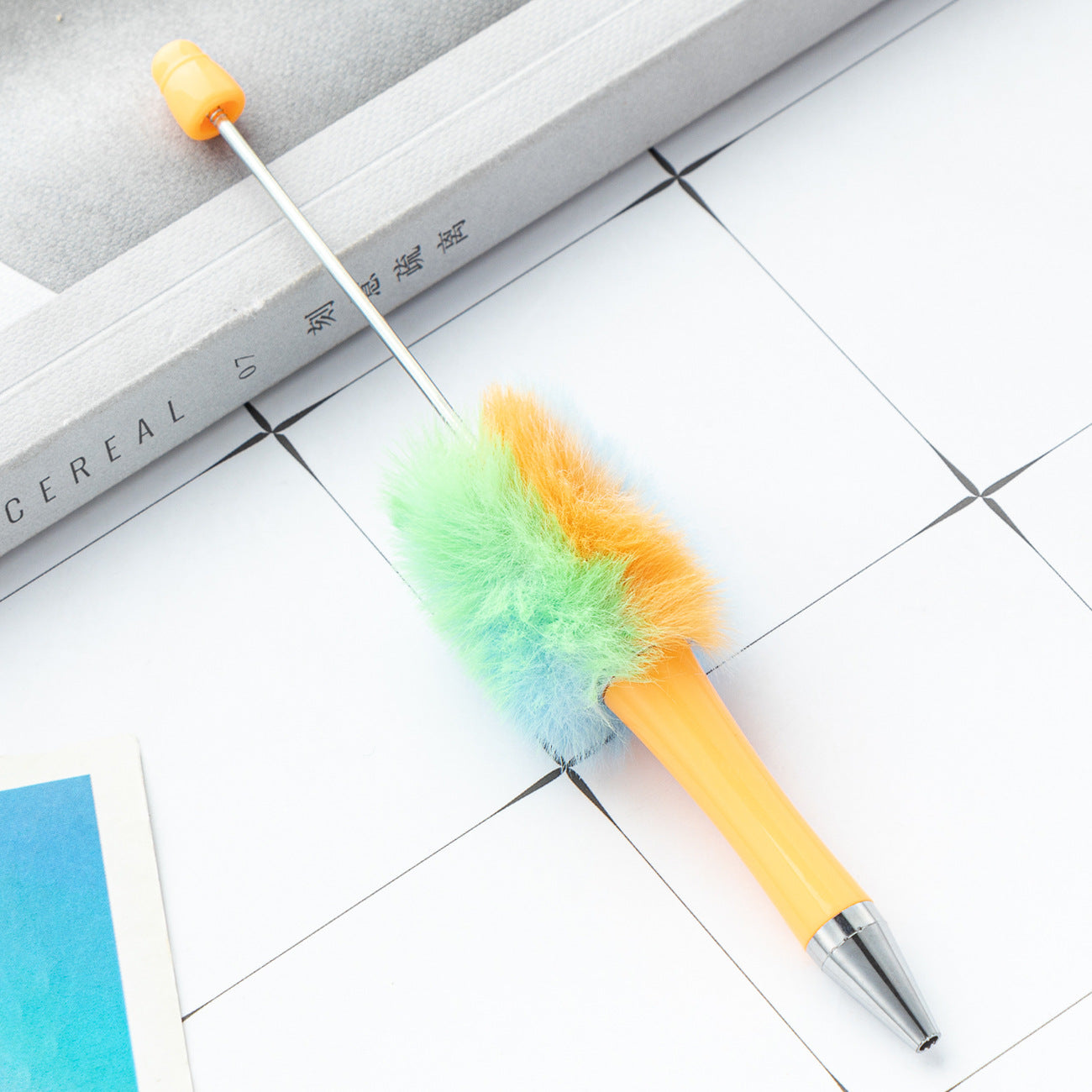Cross-border plastic plush bead pen creative handmade DIY ballpoint pen new cartoon hairball bead pen wholesale