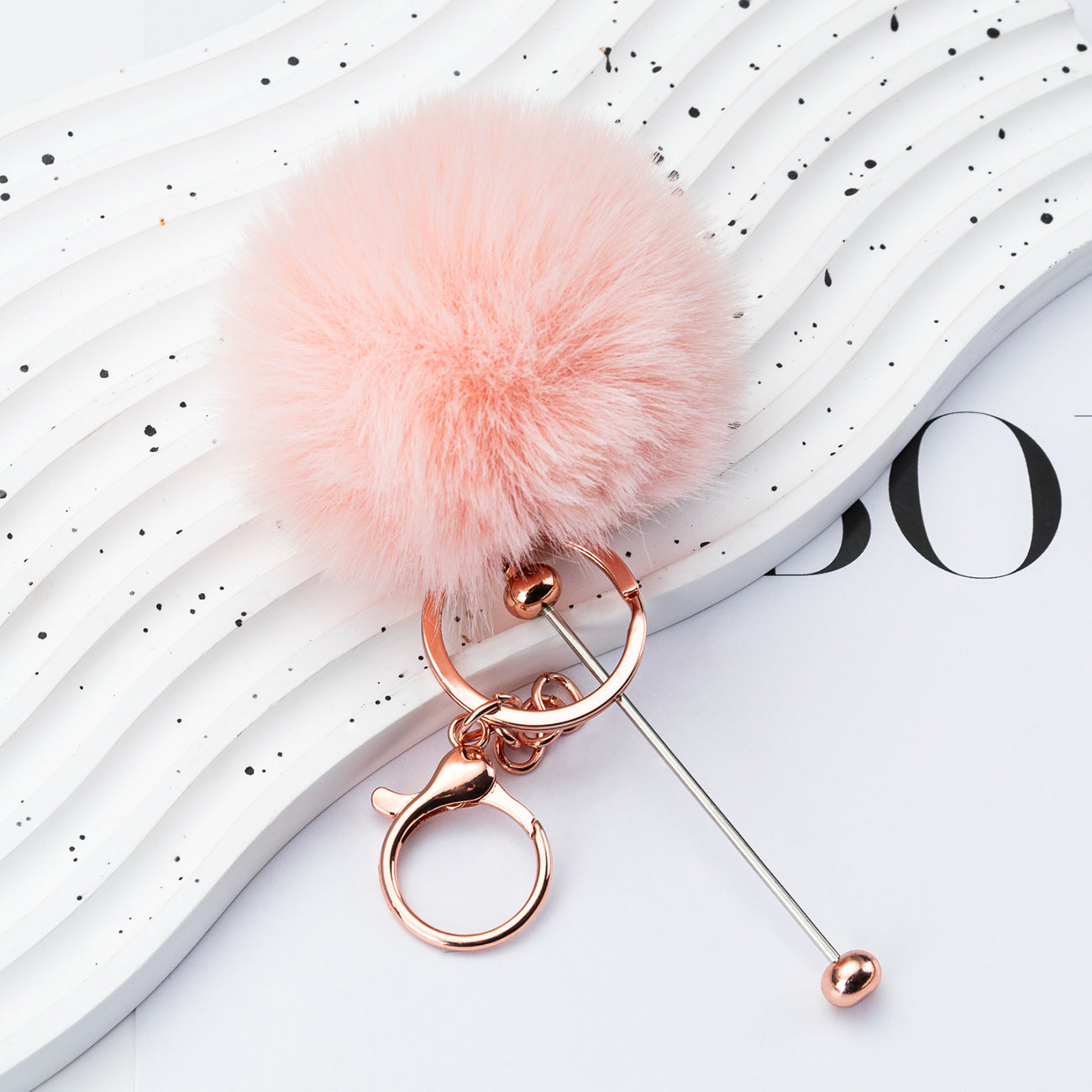 DIY beaded hairball keychain creative personalized bag pendant keychain plush pendant key pendant