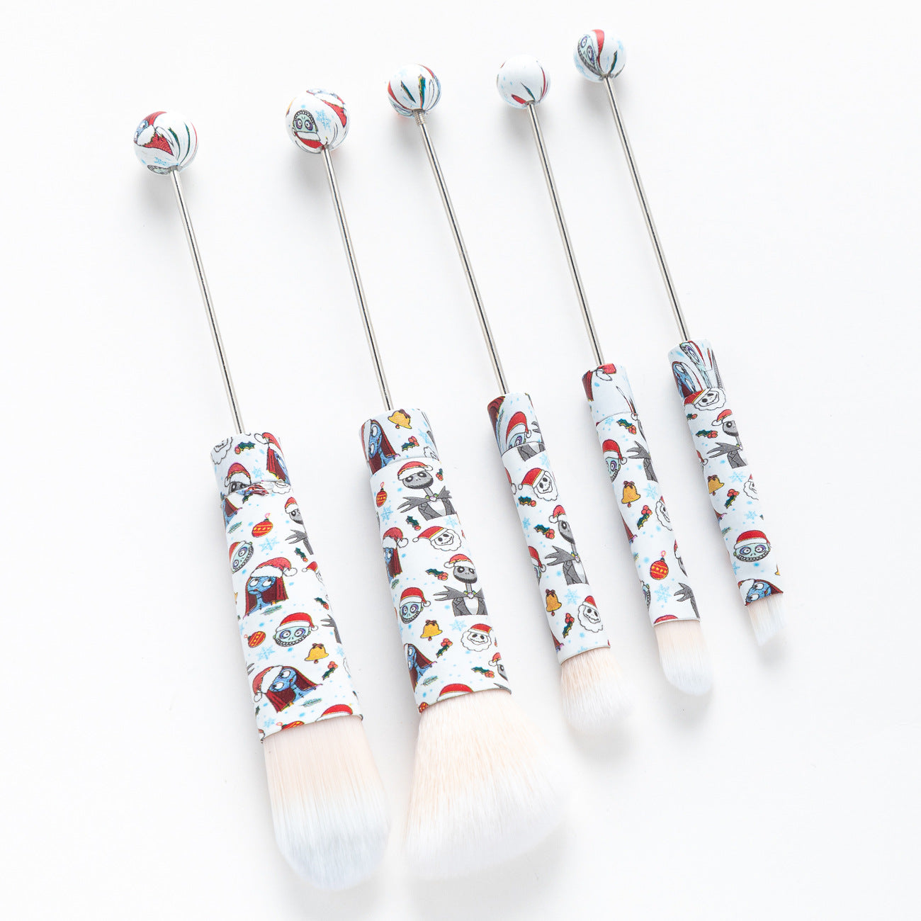 DIY metal handle beaded makeup brush, concealer brush, eyeshadow brush, eyebrow brush, Christmas and Halloween series makeup brush set.