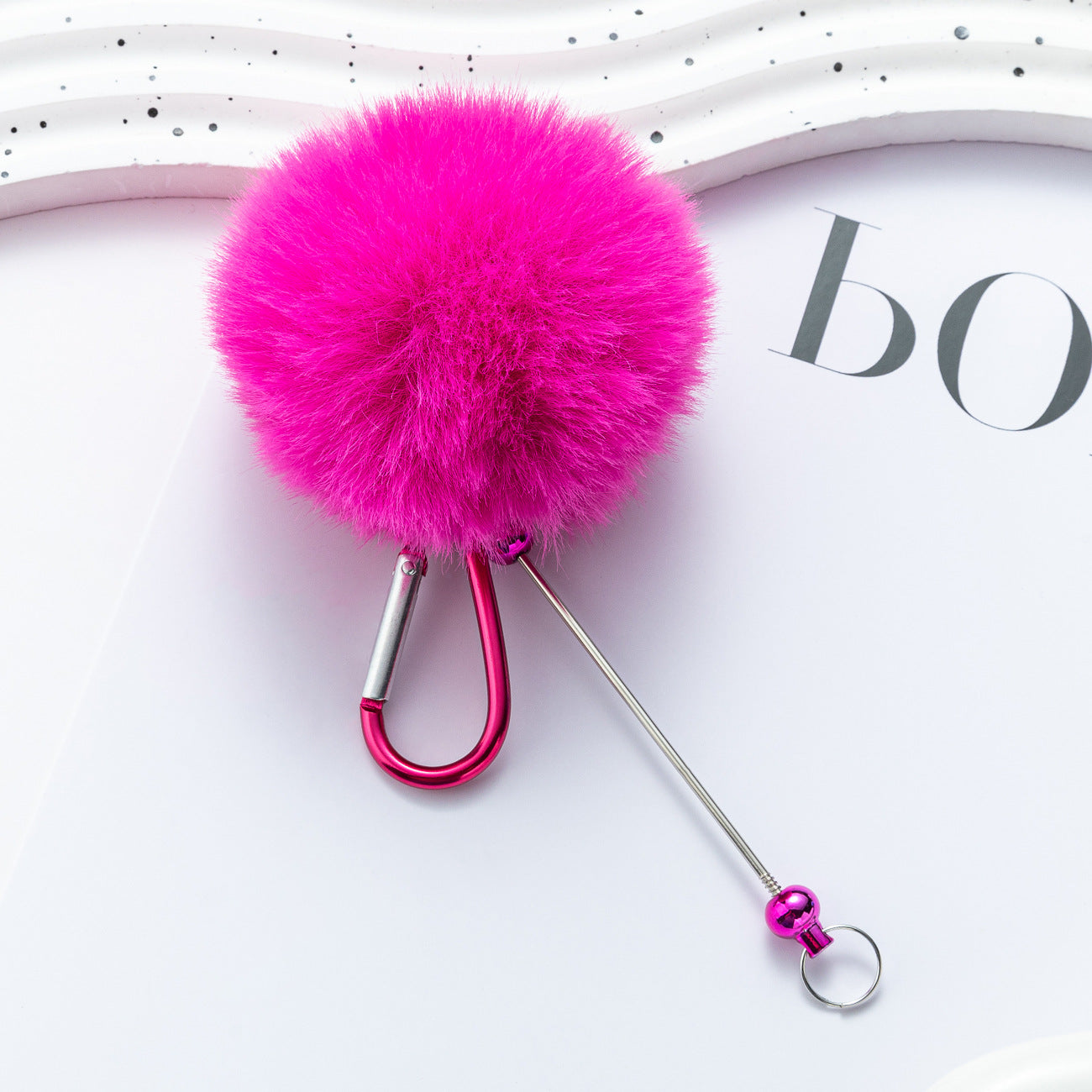 DIY beaded hairball mountaineering buckle D-type lock metal hook buckle furry pendant mountaineering buckle wholesale