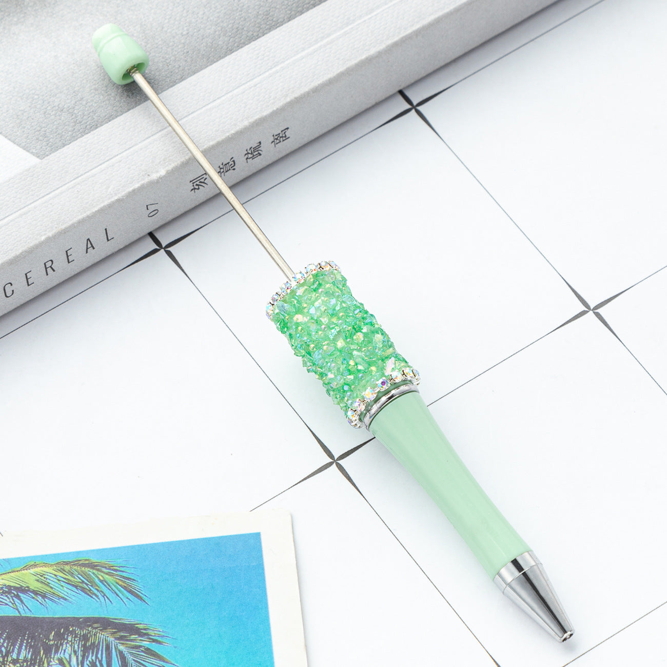 DIY crystal gravel bead pen wholesale creative exquisite cute girl heart plastic pen multi-color spinning ballpoint pen