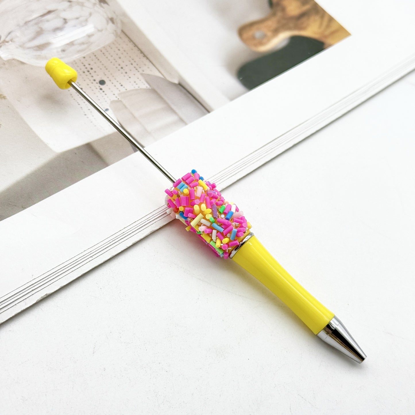 DIY colored sugar bead pen ins colored sugar needle candy cute pen, colored chocolate candy beaded ballpoint pen spot