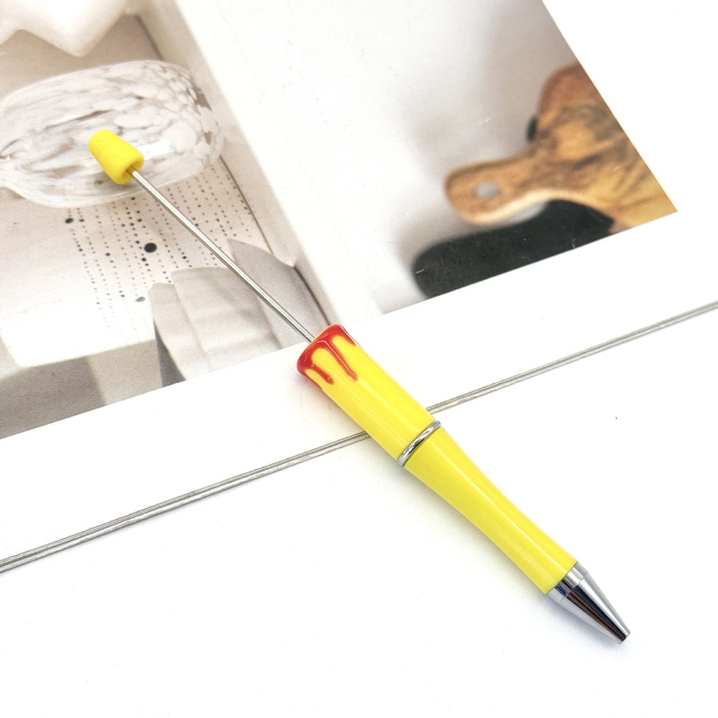 New DIY bloodprint bead pen, creative Halloween Christmas bloodprint hand-painted modeling ballpoint pen spot wholesale