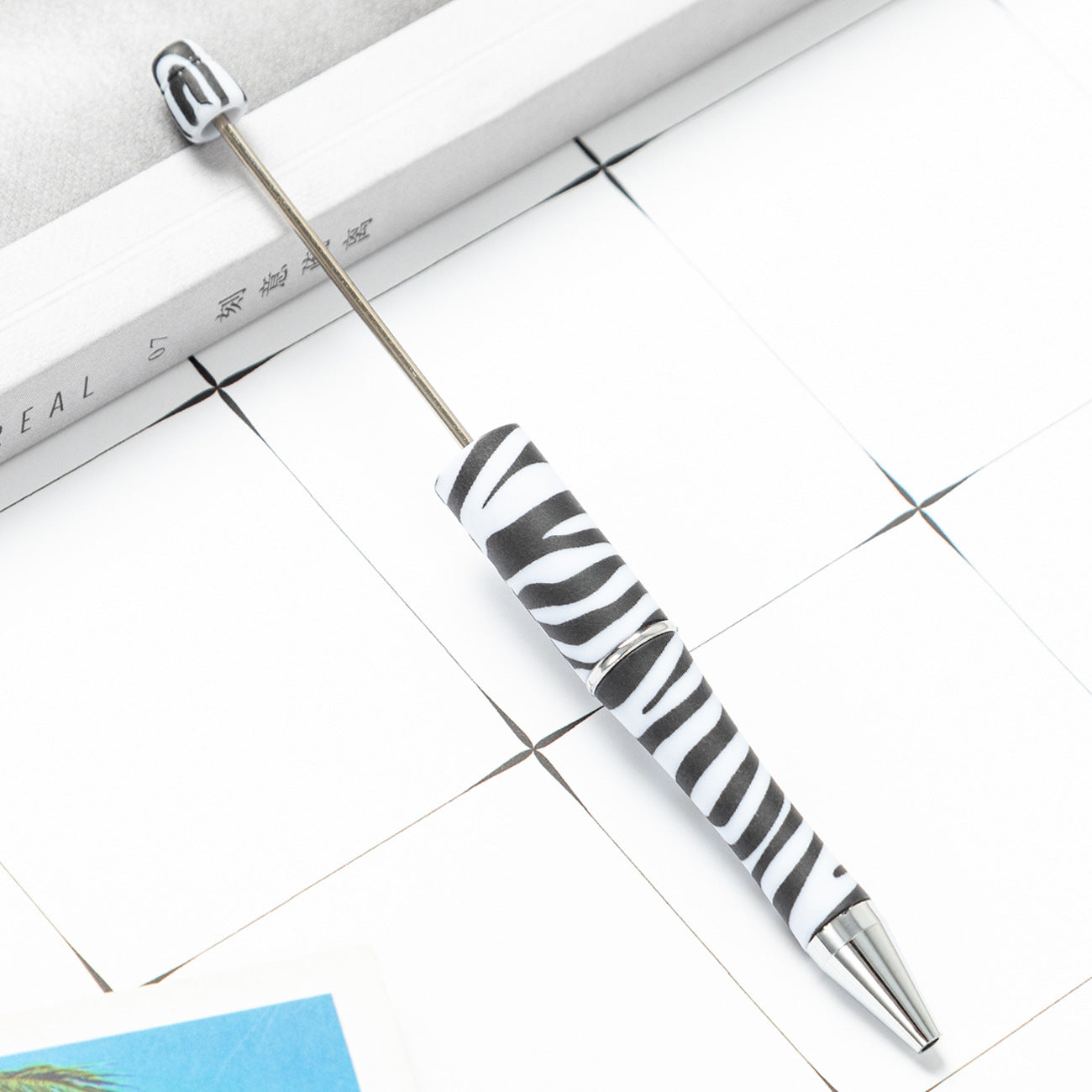 DIY plastic bead pen creative handmade leopard print floral cow bead pen wholesale printing new plastic bead pen