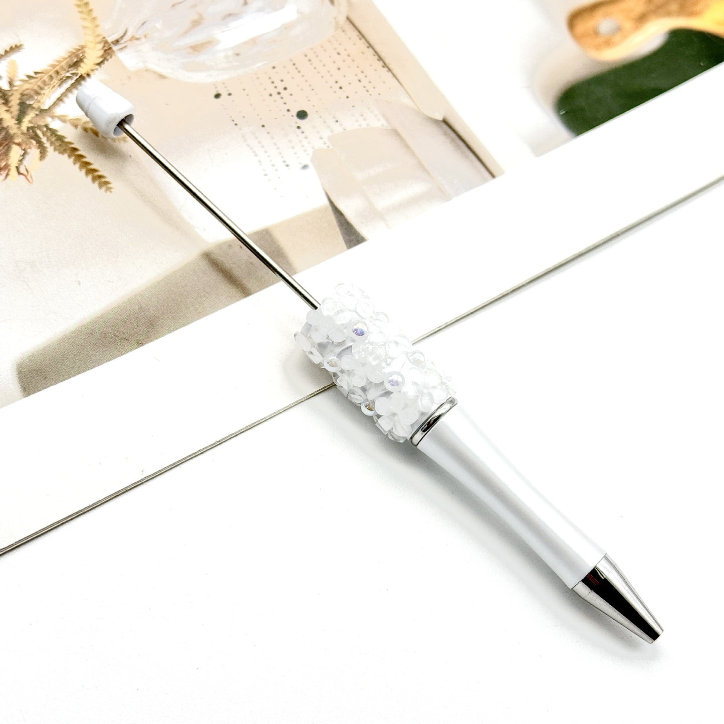DIY floral pearl bead pen, handmade patch heavy industry beaded ballpoint pen cross-border hot-selling gift pen wholesale