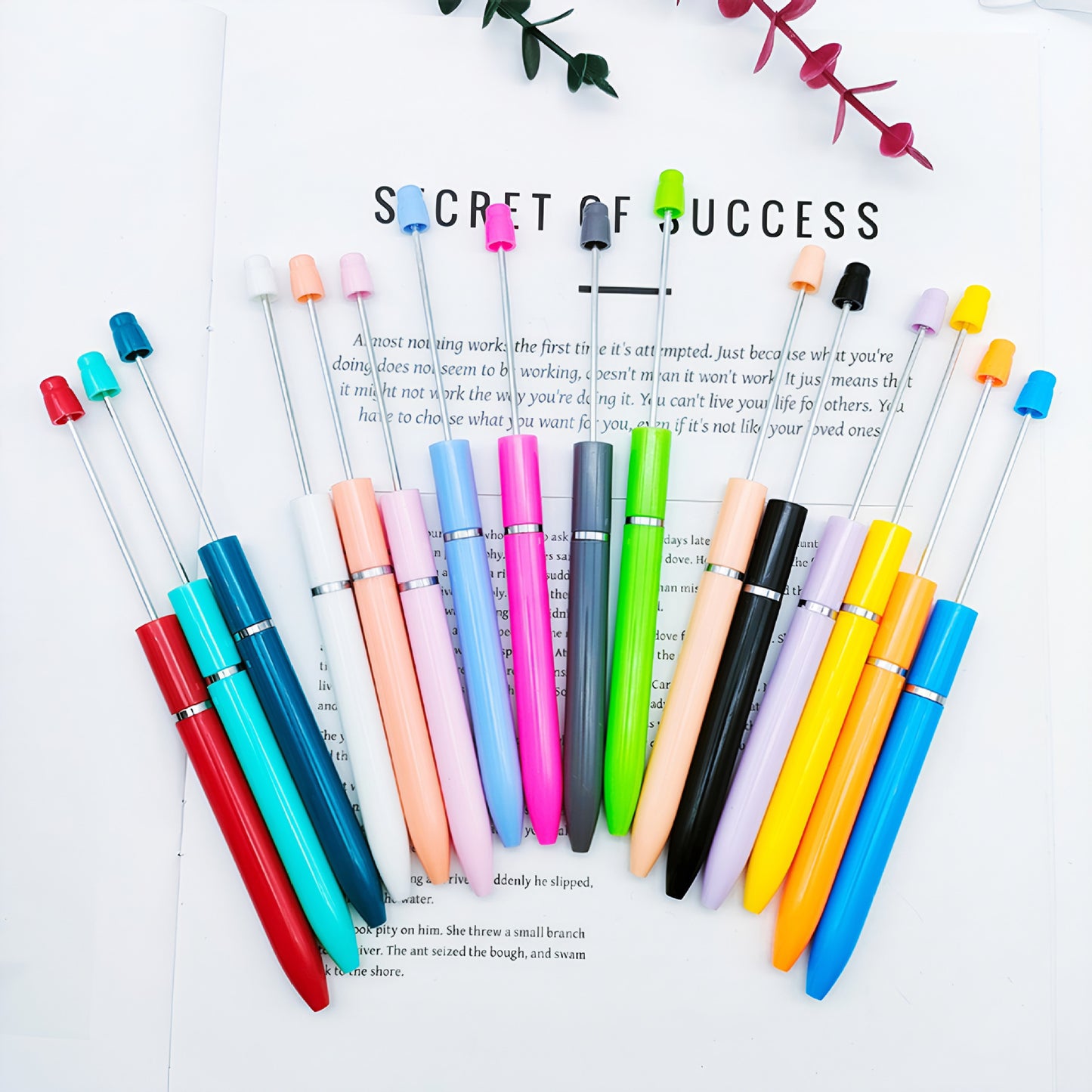 Long bead pen DIY handmade beaded plastic ballpoint pen, creative and personalized long bead string gift pen wholesale
