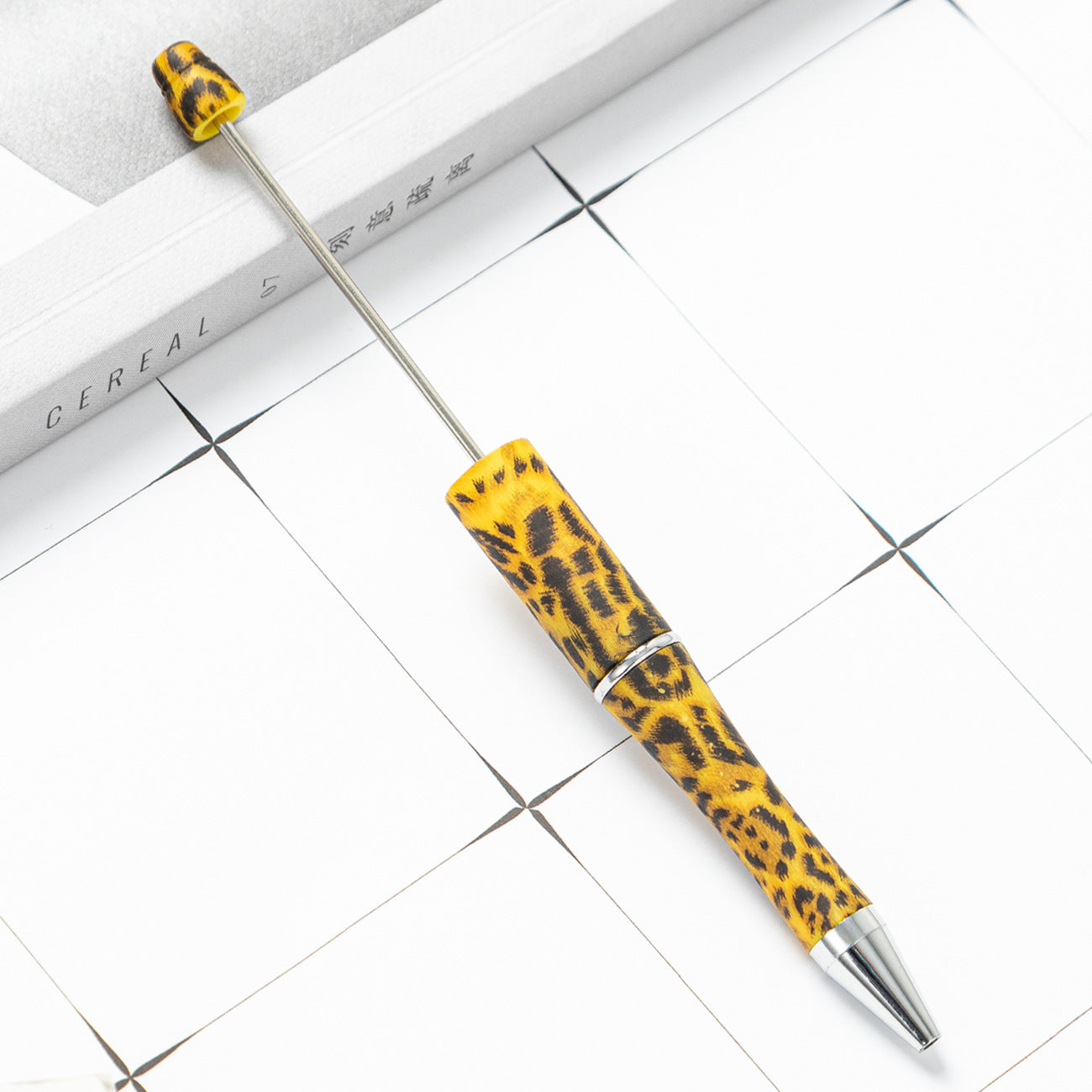 DIY plastic bead pen creative handmade leopard print floral cow bead pen wholesale printing new plastic bead pen