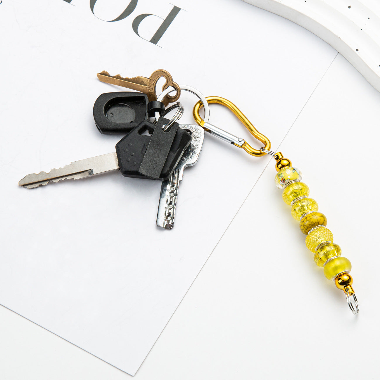 Creative DIY beaded mountaineering buckle D-type lock metal hook key small buckle backpack jewelry mountaineering buckle wholesale