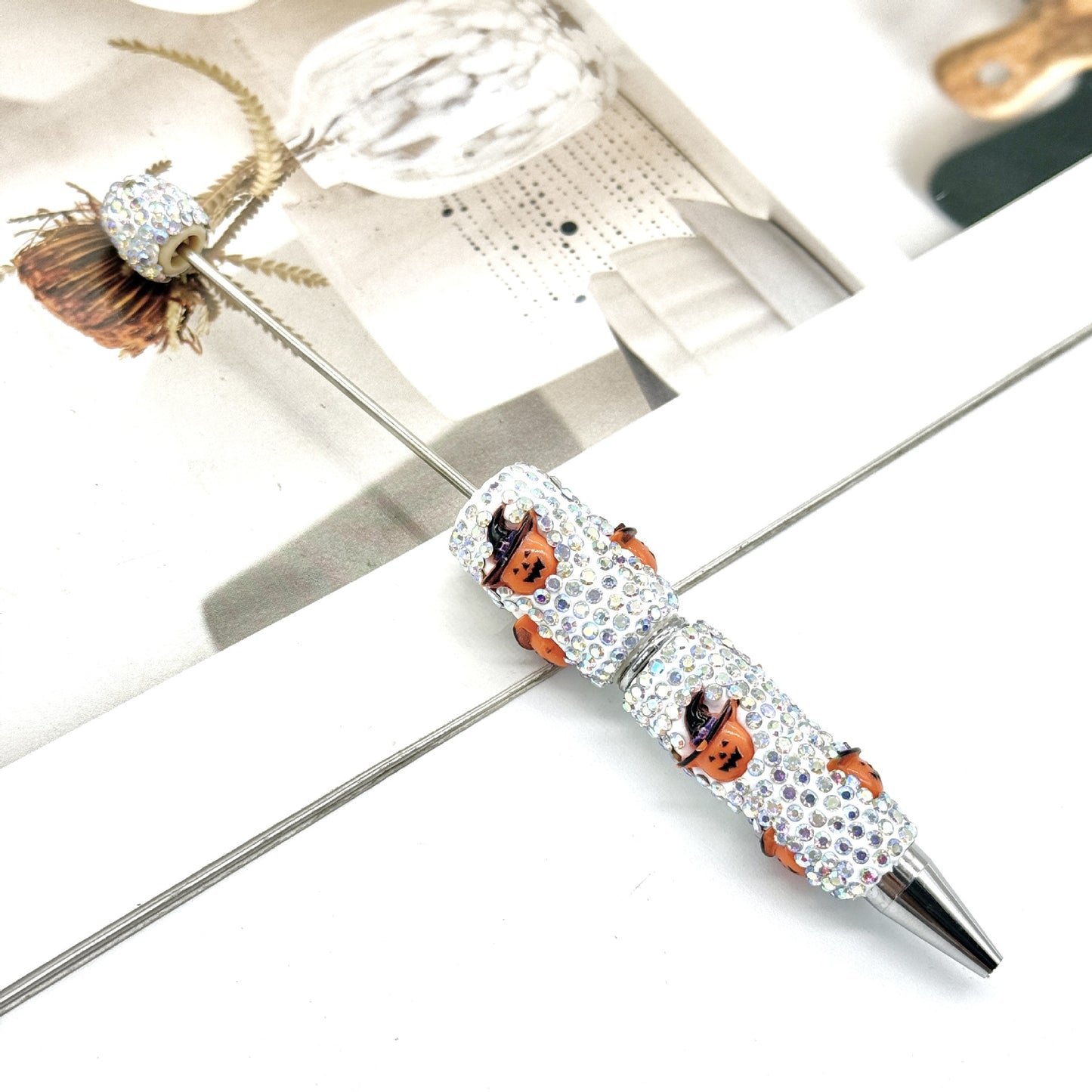 Halloween full diamond bead pen DIY skeleton pumpkin ghost series beaded ballpoint pen creative dark heavy pen