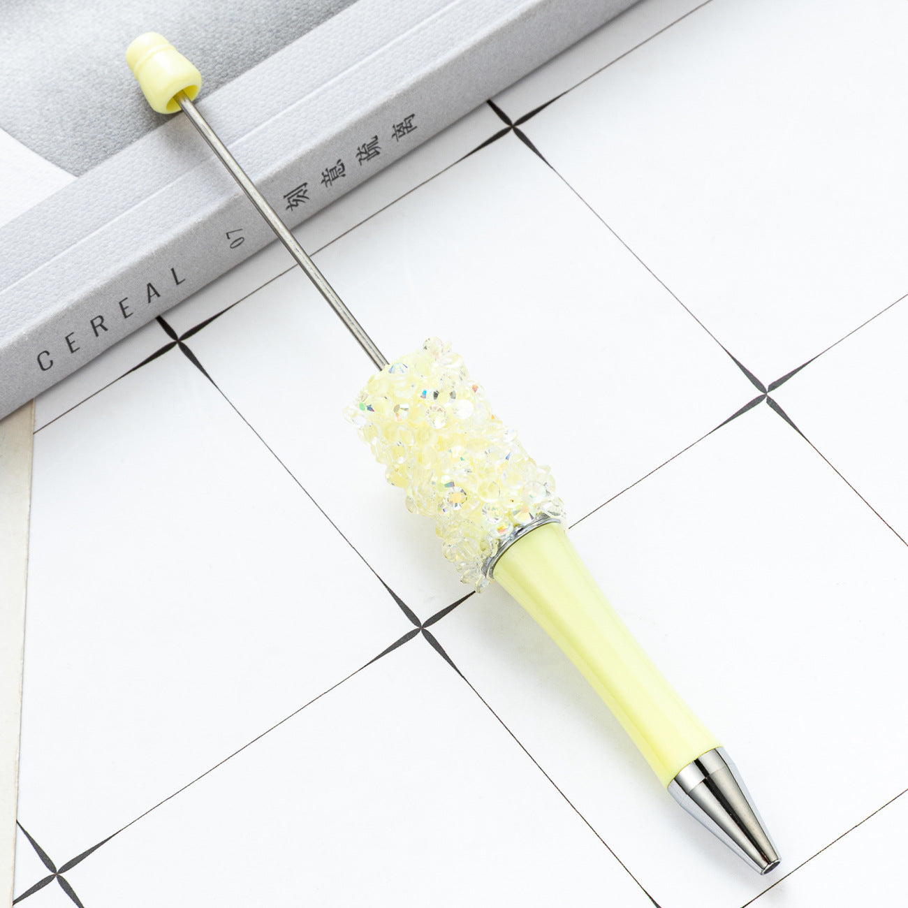 DIY multi-color broken diamond bead pen creative hand-affixed crystal plastic pen cute girl heart advertising gift pen