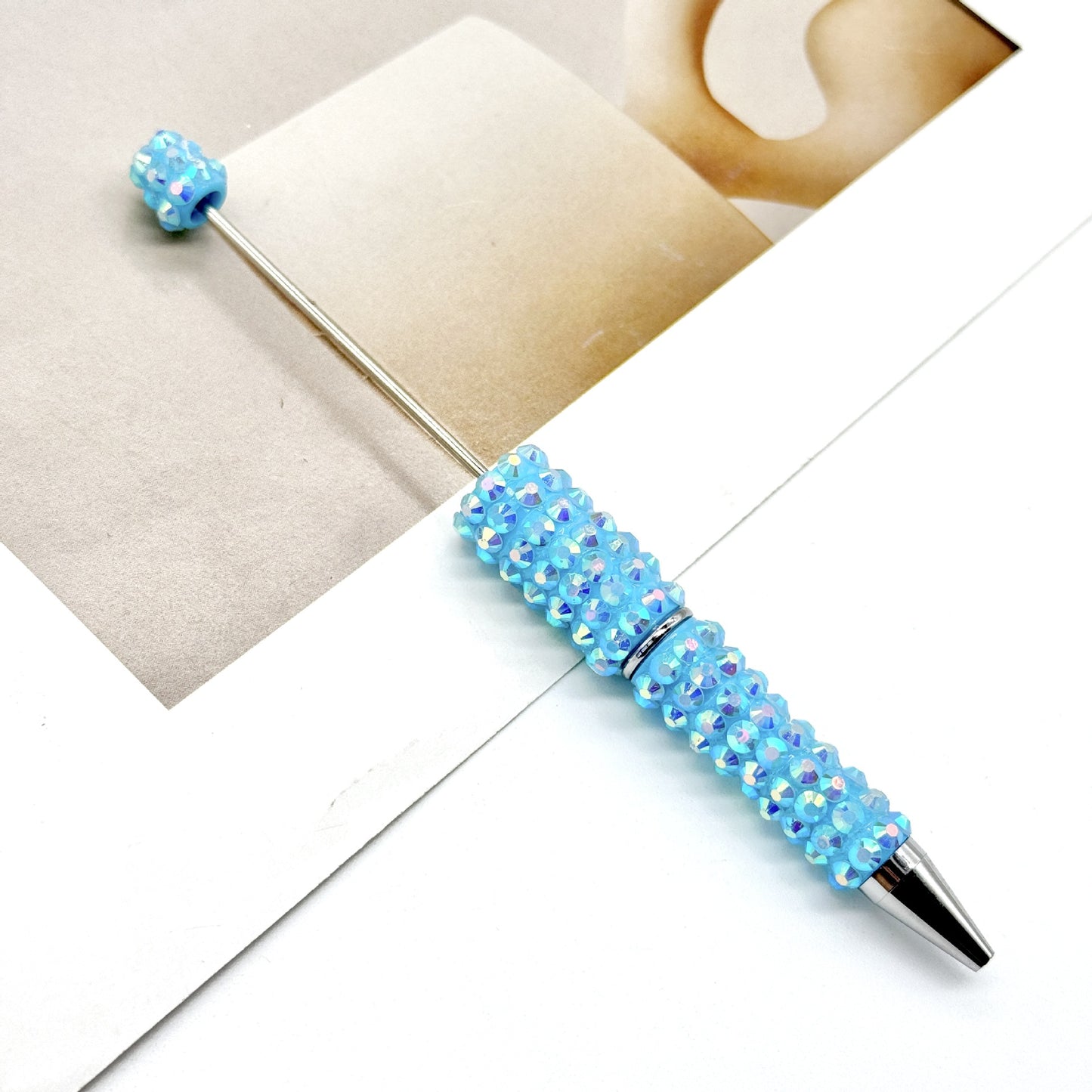 Creative Broken Diamond Full Diamond Bead Pen Handmade DIY Beaded Multi-color Ballpoint Pen ins Diamond Heavy Industry Moe Grain Pen Spot