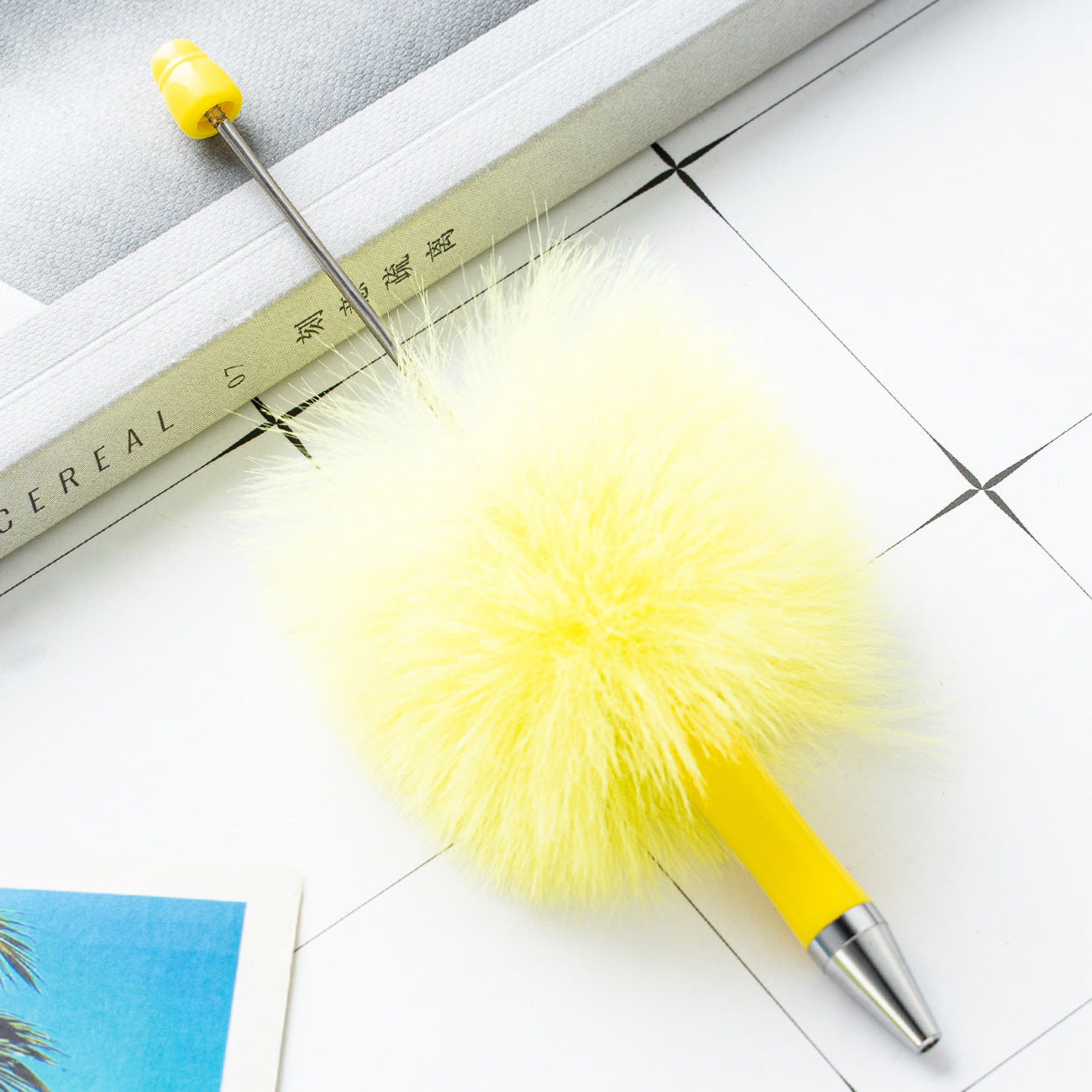 Cross-border plastic plush bead pen creative handmade DIY ballpoint pen new cartoon hairball bead pen wholesale