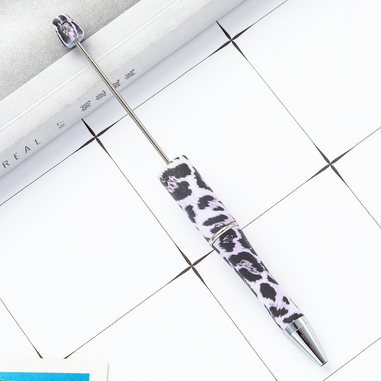 DIY plastic bead pen creative handmade leopard print floral cow bead pen wholesale printing new plastic bead pen
