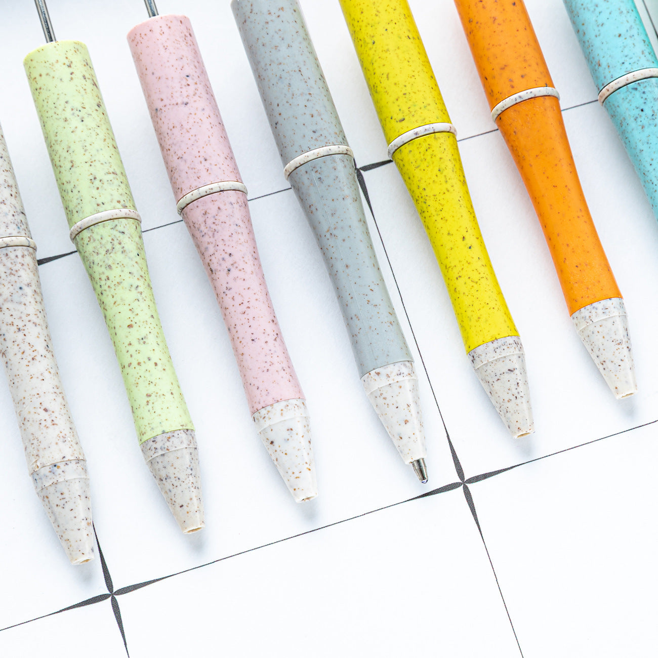 New wheat straw bead pen DIY bead pen creative multi-color bead pen writing cute pen spot wholesale