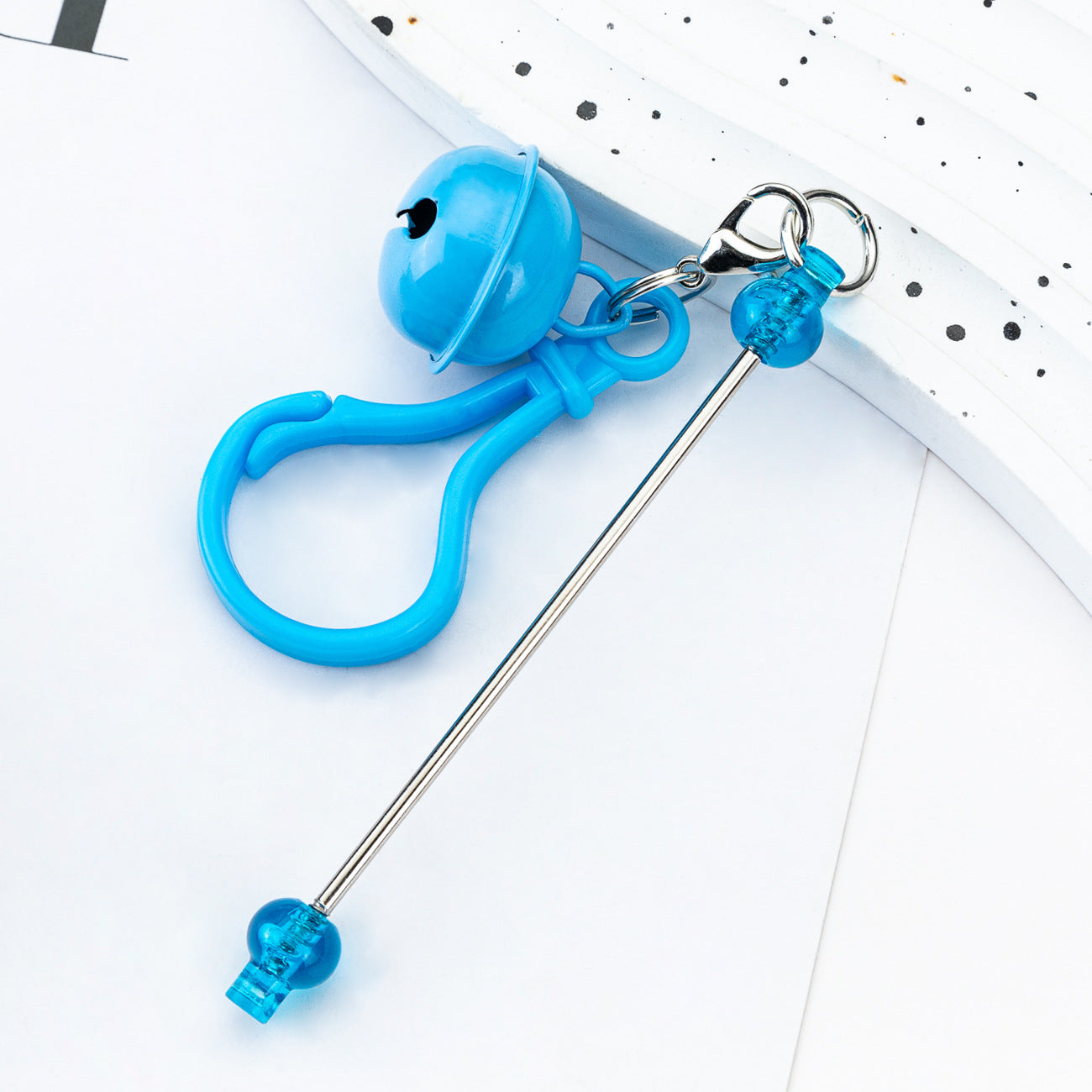 Spot DIY beaded bell keychain creative personalized bag pendant keychain candy color plastic keychain