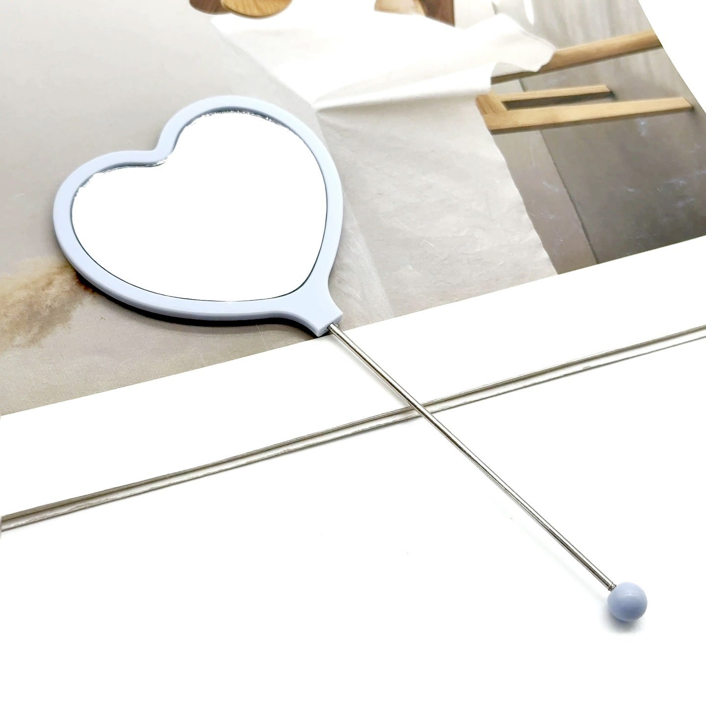 New DIY beaded mirror, love shape handheld makeup mirror, carry single-sided love handle mirror with you in stock