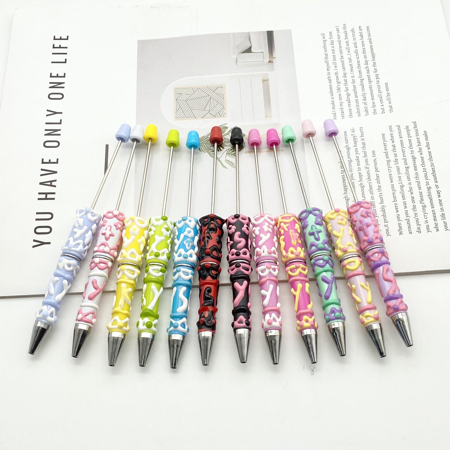 Creative cream glue hand-painted bead pen DIY hand-painted oil ballpoint pen Macaron cream cute pen spot