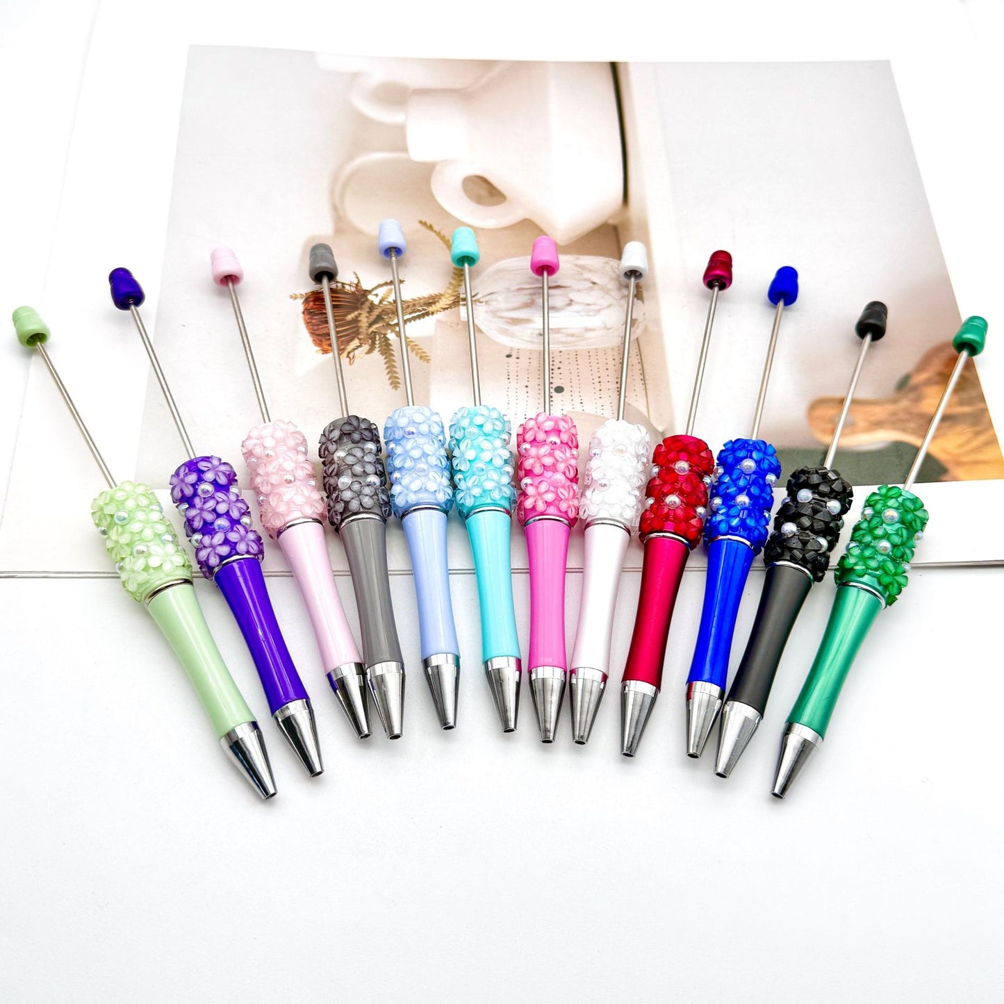 DIY floral pearl bead pen, handmade patch heavy industry beaded ballpoint pen cross-border hot-selling gift pen wholesale