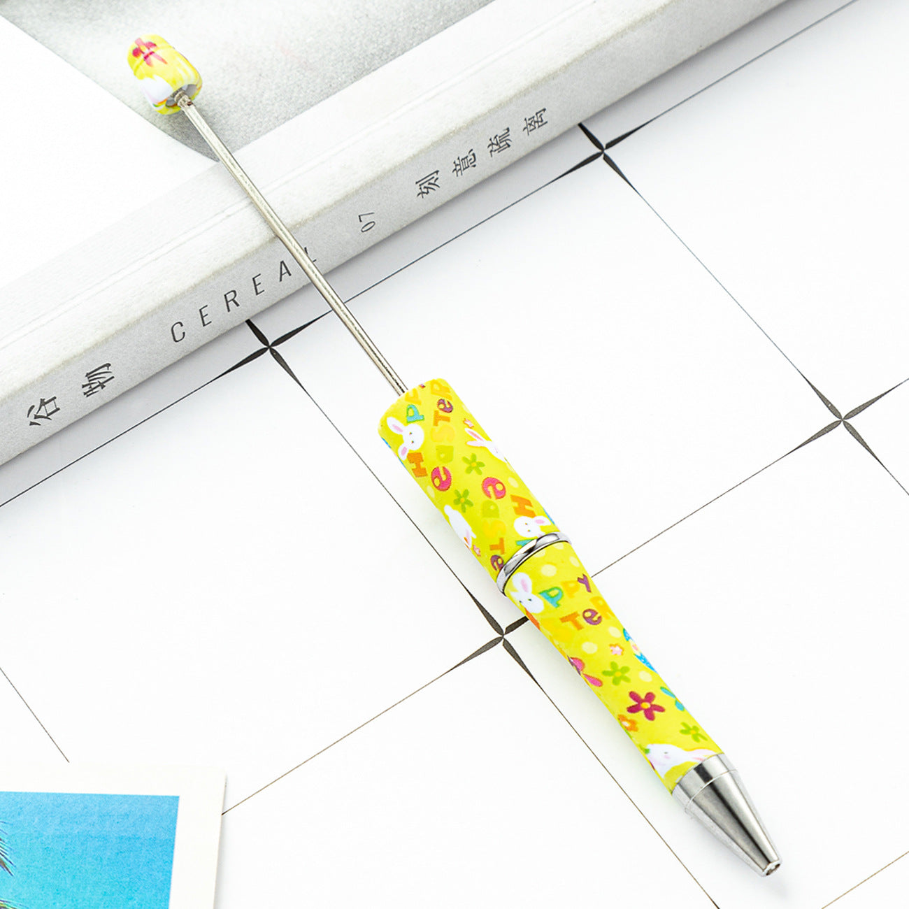 DIY plastic bead pen creative Easter rabbit ballpoint pen spot wholesale multi-color printing spinning bead pen
