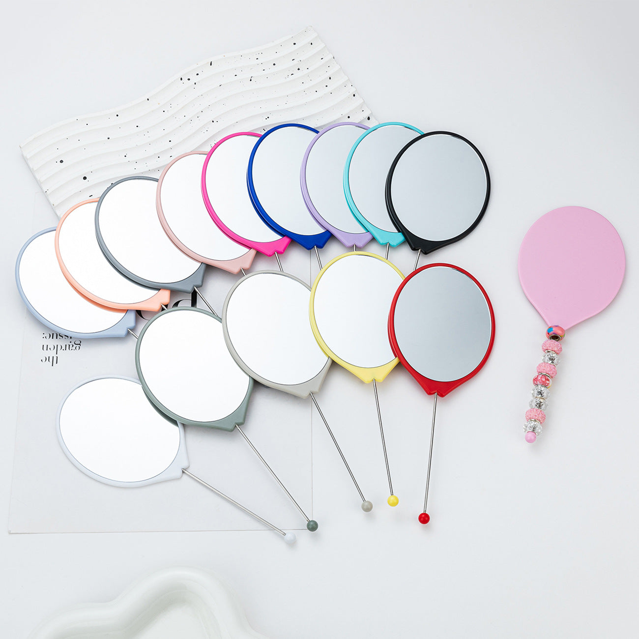 New DIY beaded oval mirror portable high definition mirror handheld mirror, carry makeup small mirror