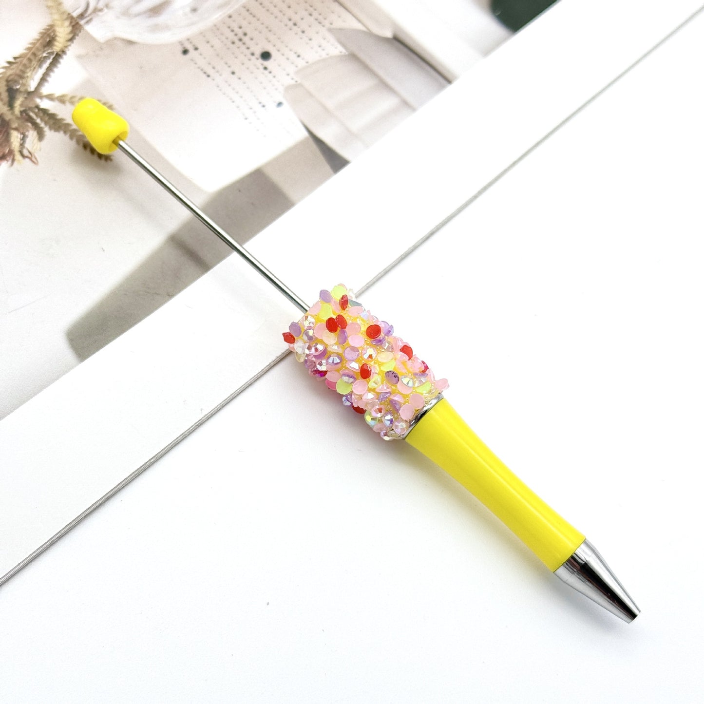 New DIY petal sequined bead pen, Macaron multi-color bead-piercing ballpoint pen cross-border sprouting pen manufacturers wholesale