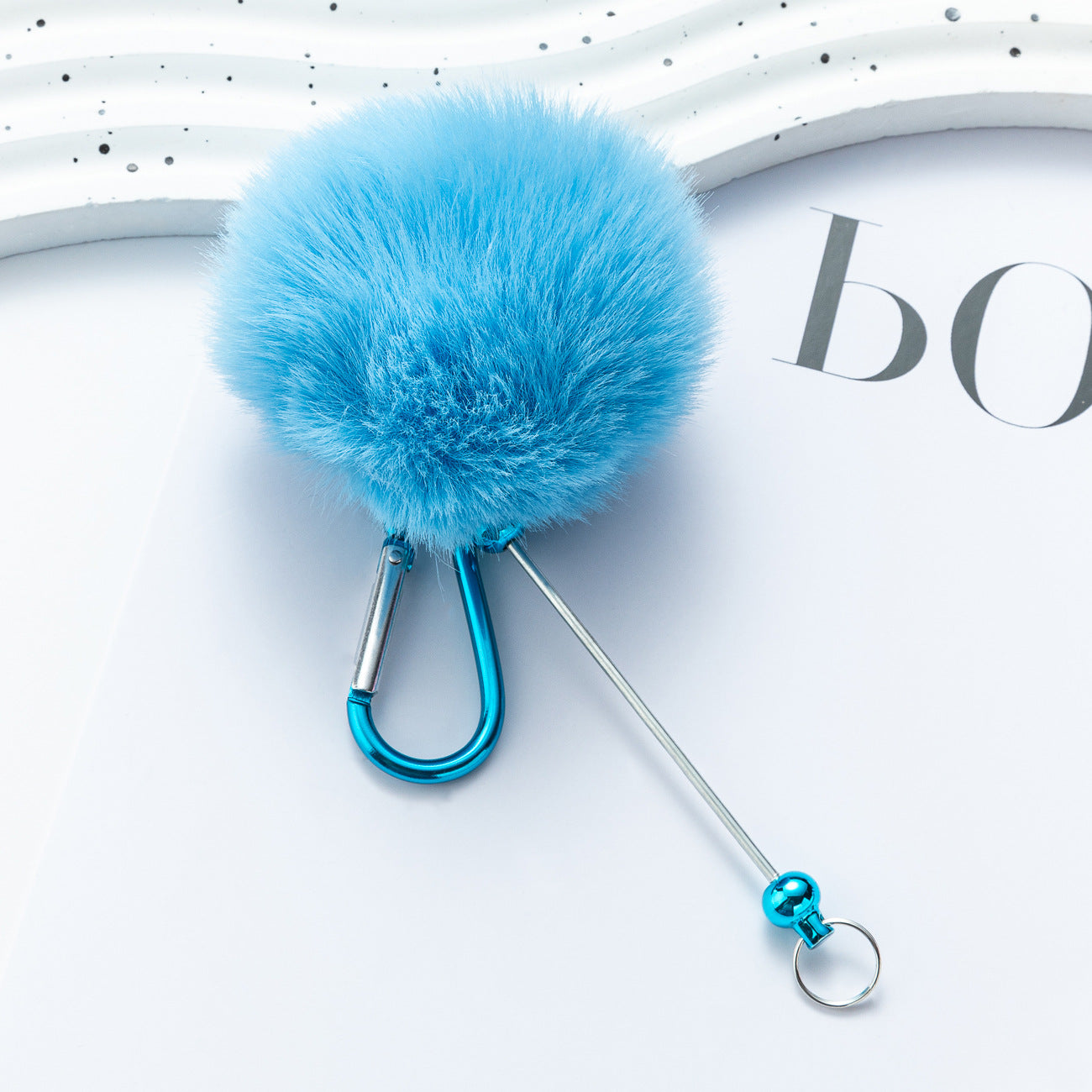 DIY beaded hairball mountaineering buckle D-type lock metal hook buckle furry pendant mountaineering buckle wholesale