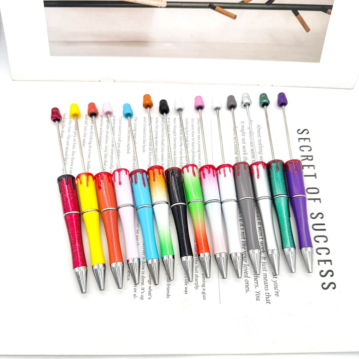 New DIY bloodprint bead pen, creative Halloween Christmas bloodprint hand-painted modeling ballpoint pen spot wholesale