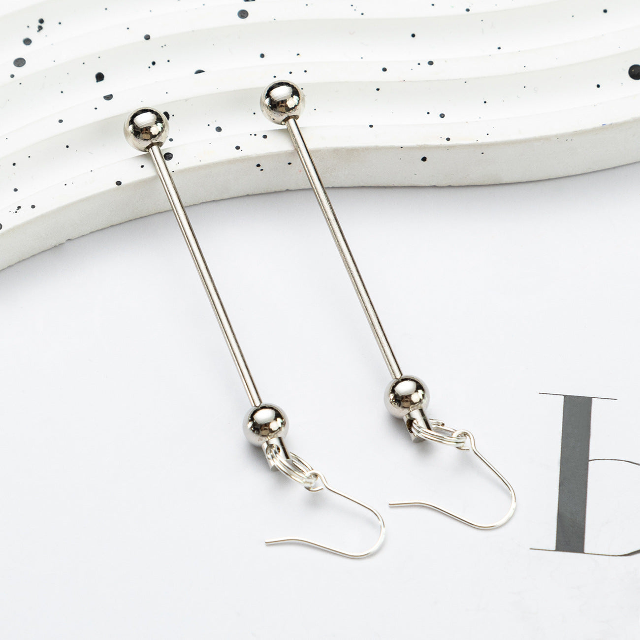 Spot DIY beaded earrings wholesale irregular gravel beaded earrings creative simple women handmade DIY earrings
