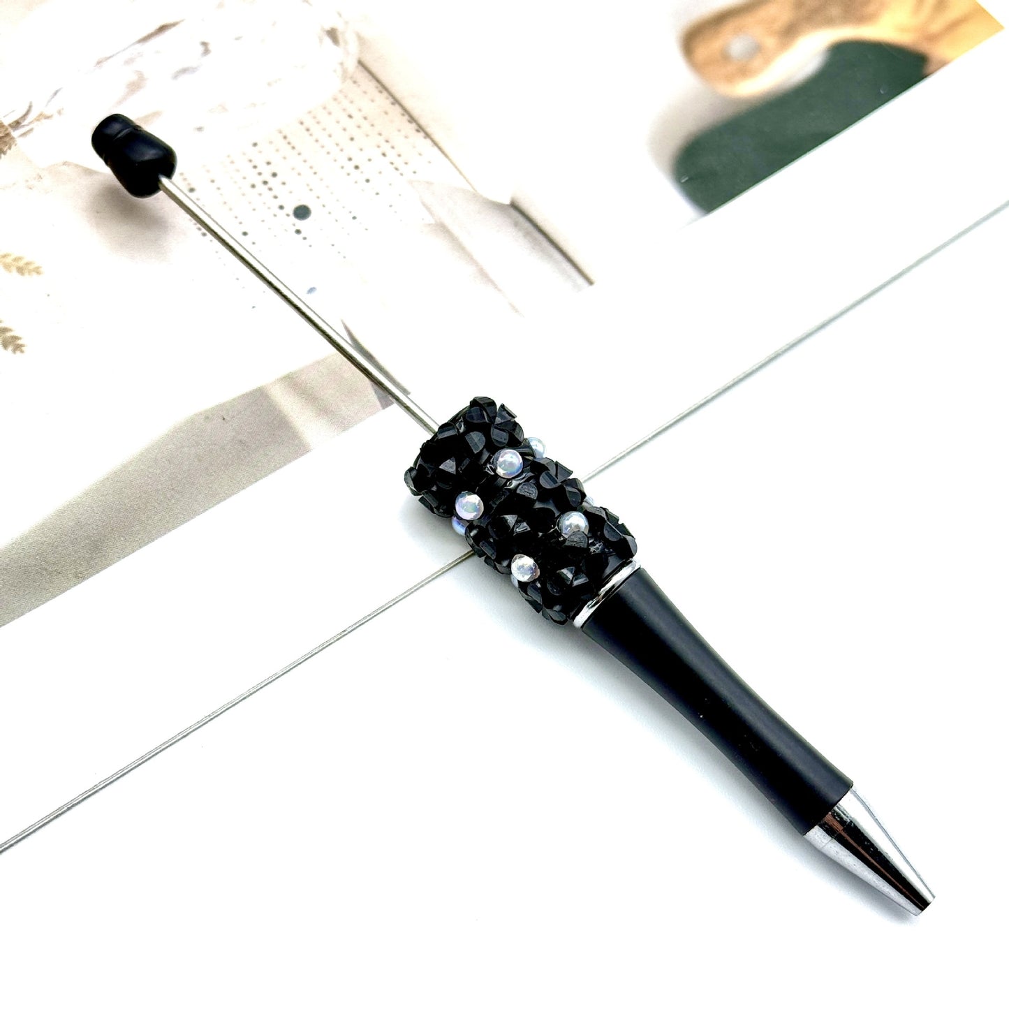 DIY floral pearl bead pen, handmade patch heavy industry beaded ballpoint pen cross-border hot-selling gift pen wholesale
