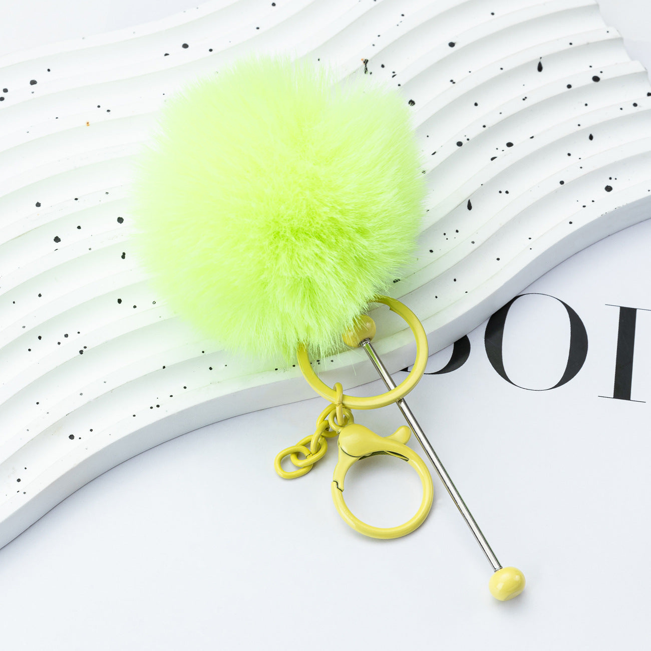 DIY beaded hairball keychain creative personalized bag pendant keychain plush pendant key pendant