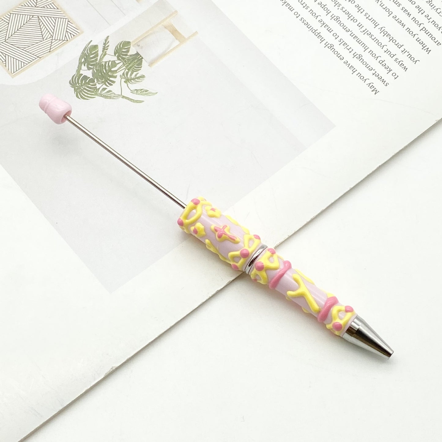 Creative cream glue hand-painted bead pen DIY hand-painted oil ballpoint pen Macaron cream cute pen spot