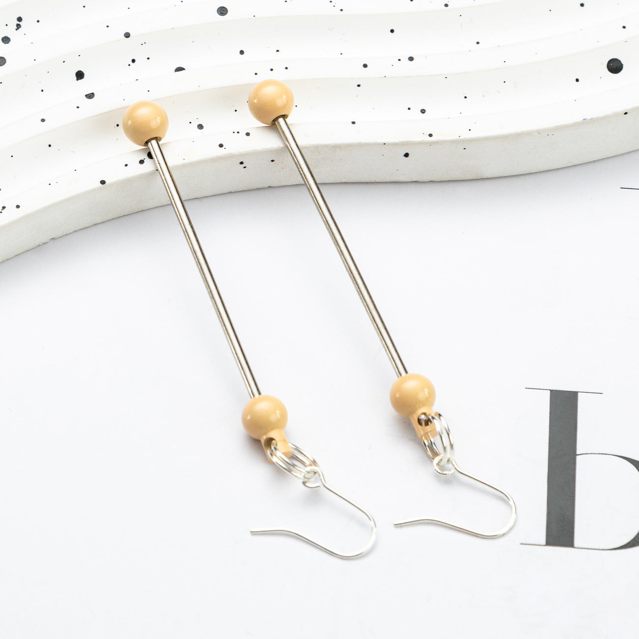 Spot DIY beaded earrings wholesale irregular gravel beaded earrings creative simple women handmade DIY earrings