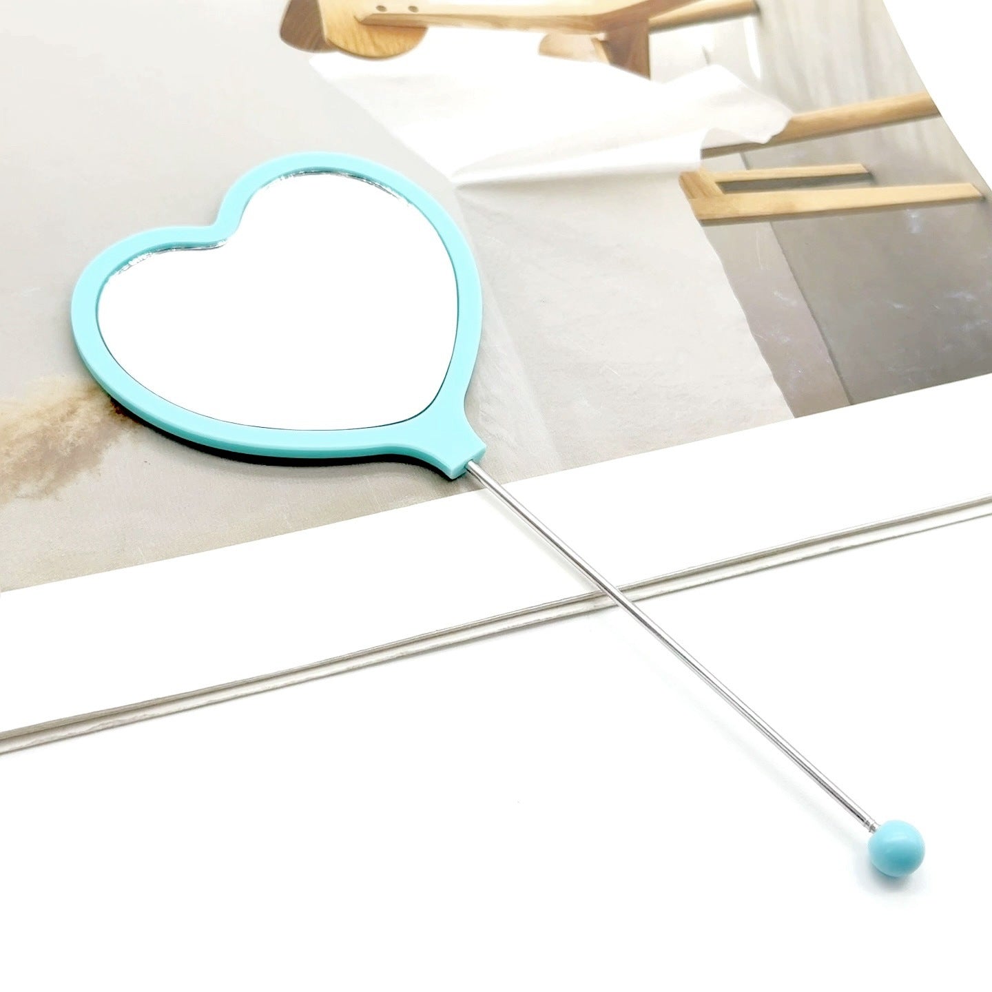 New DIY beaded mirror, love shape handheld makeup mirror, carry single-sided love handle mirror with you in stock
