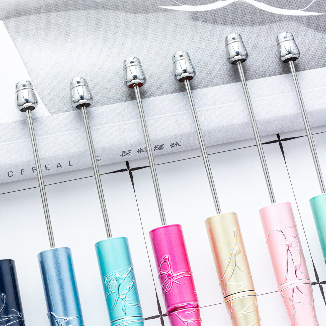 Bead pen, spot wholesale DIY creative relief UV beaded ballpoint pen gilt spot swirling plastic ballpoint pen