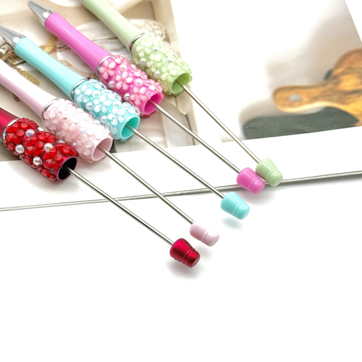 DIY floral pearl bead pen, handmade patch heavy industry beaded ballpoint pen cross-border hot-selling gift pen wholesale
