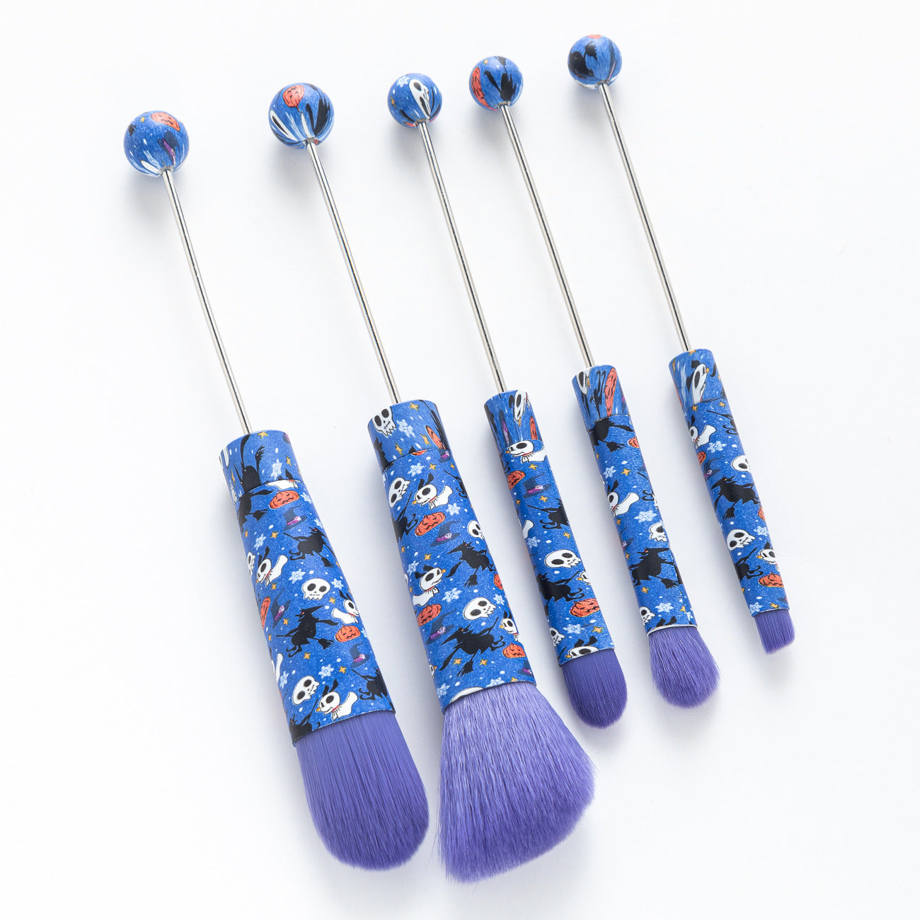 DIY metal handle beaded makeup brush, concealer brush, eyeshadow brush, eyebrow brush, Christmas and Halloween series makeup brush set.