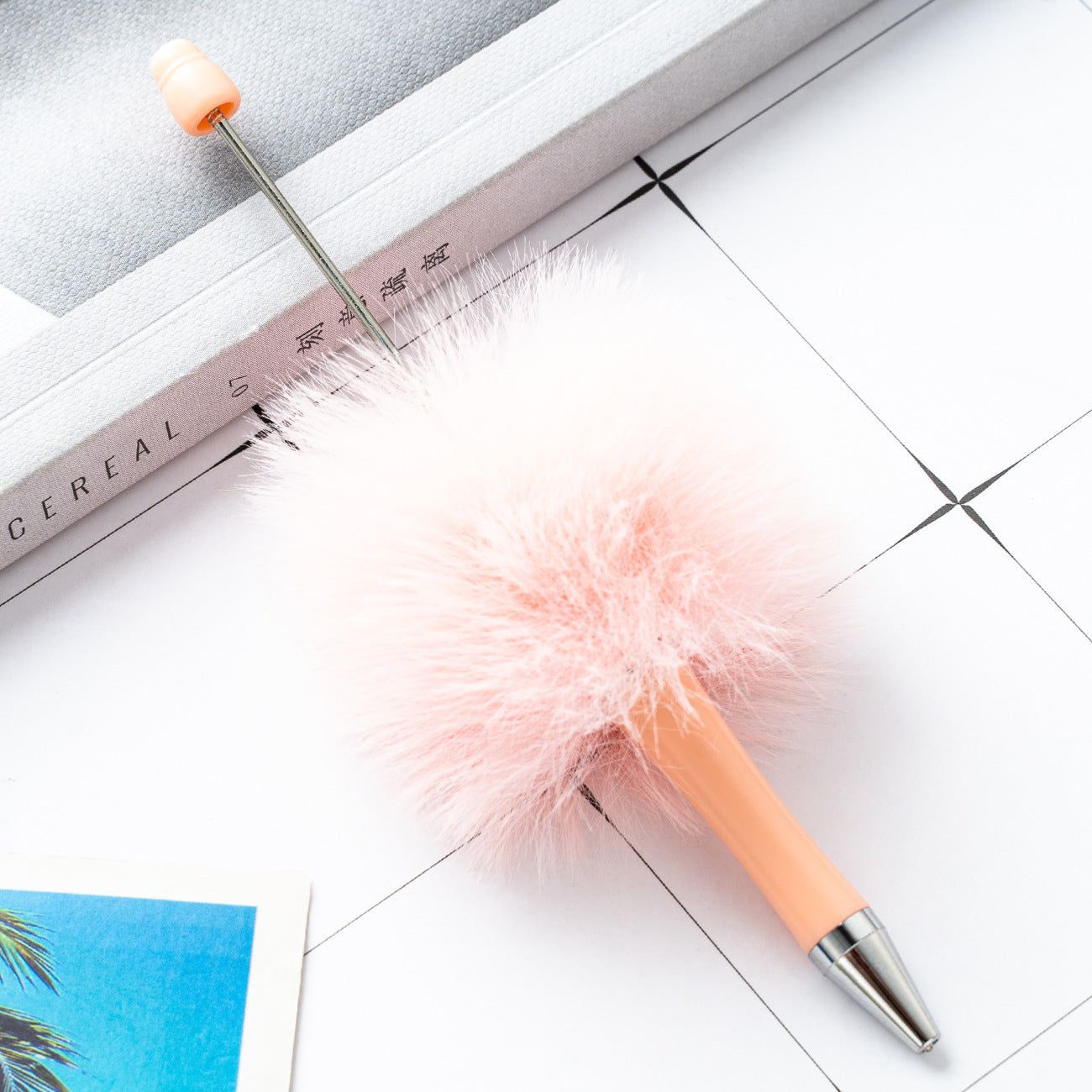Cross-border plastic plush bead pen creative handmade DIY ballpoint pen new cartoon hairball bead pen wholesale